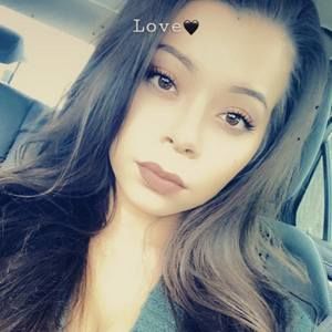 Meet your Posher, Kelsey